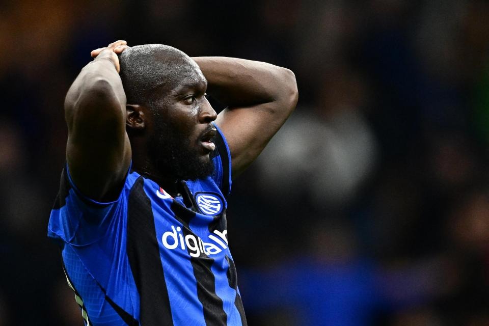 Lukaku không biết đi về đâu.