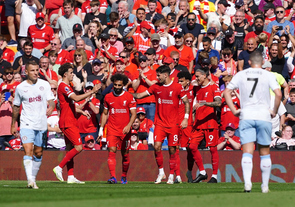 Liverpool tạo thế trận cực tốt.