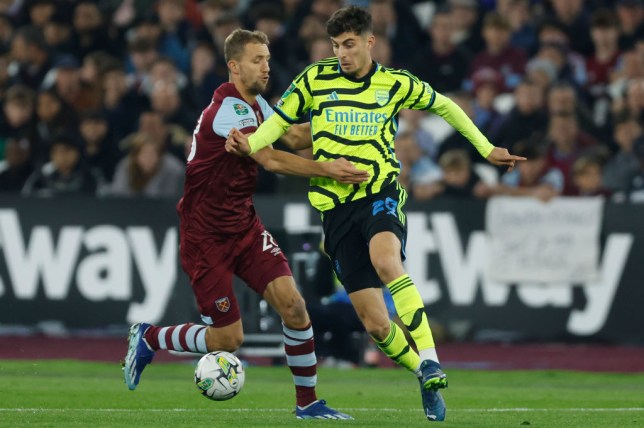 Tiền vệ người Đức chơi không tốt kể từ khi gia nhập Arsenal.