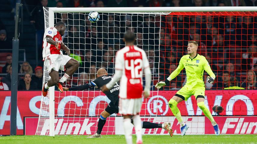 Ajax hồi sinh mạnh mẽ, một bước nhảy vọt - Bóng Đá