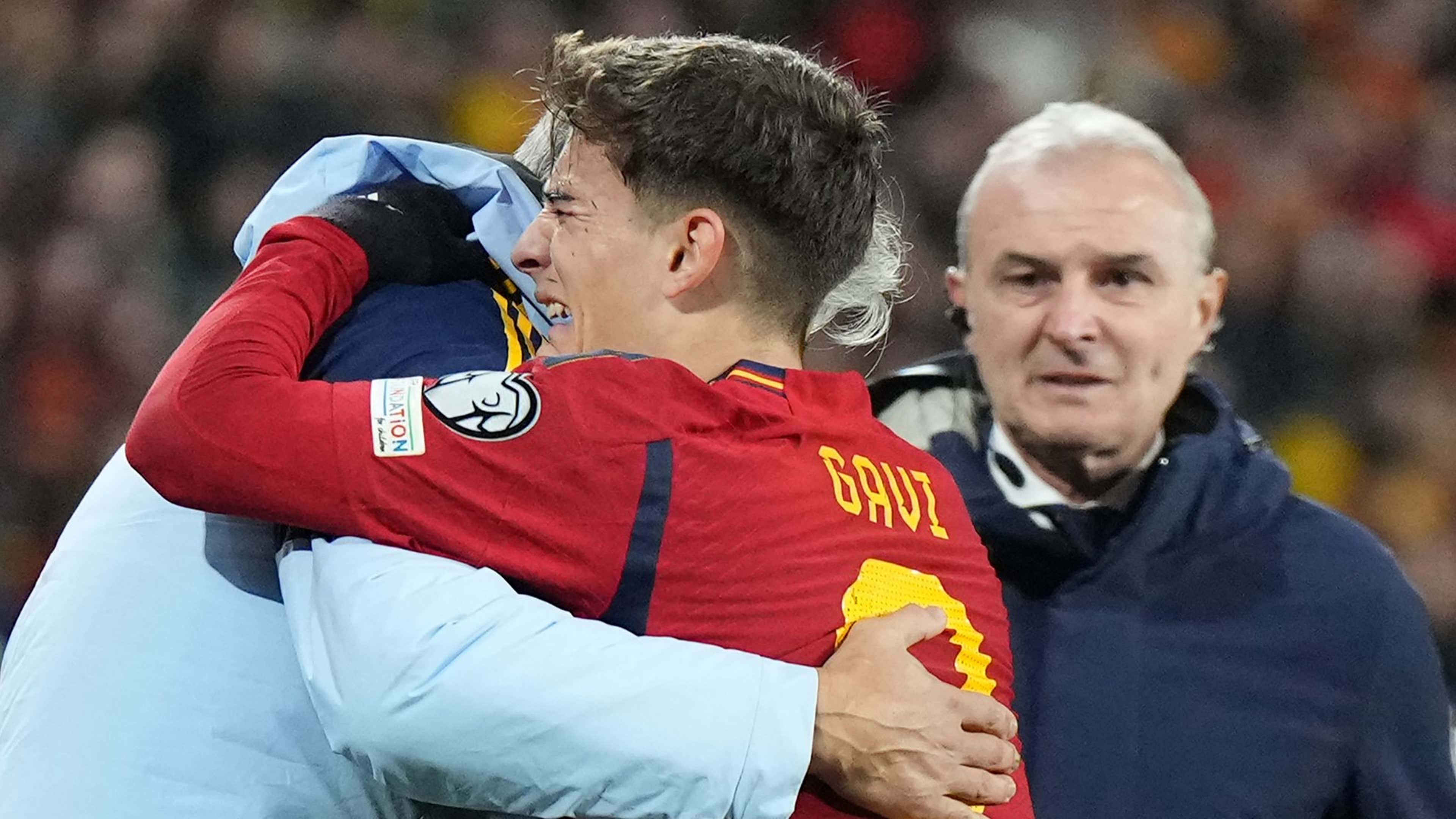 Spain head coach Luis de la Fuente has offered an immediate update on Gavi’s injury situation. - Bóng Đá