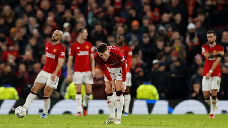 Man Utd first side to concede 15 goals and finish bottom twice - Bóng Đá