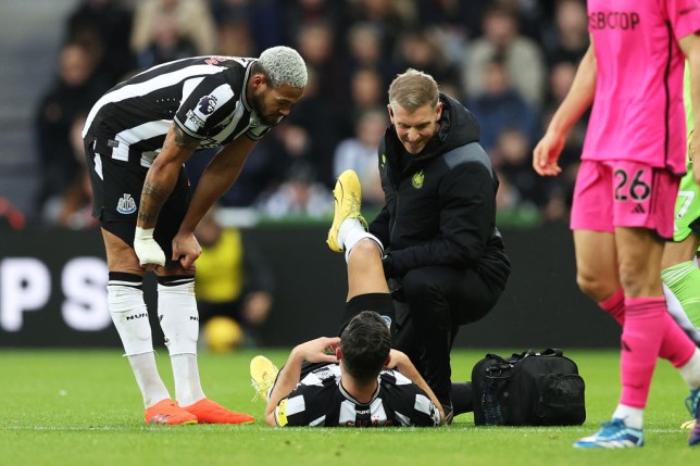 Newcastle United lose two more players to injury ahead of Carabao Cup clash against Chelsea - Bóng Đá