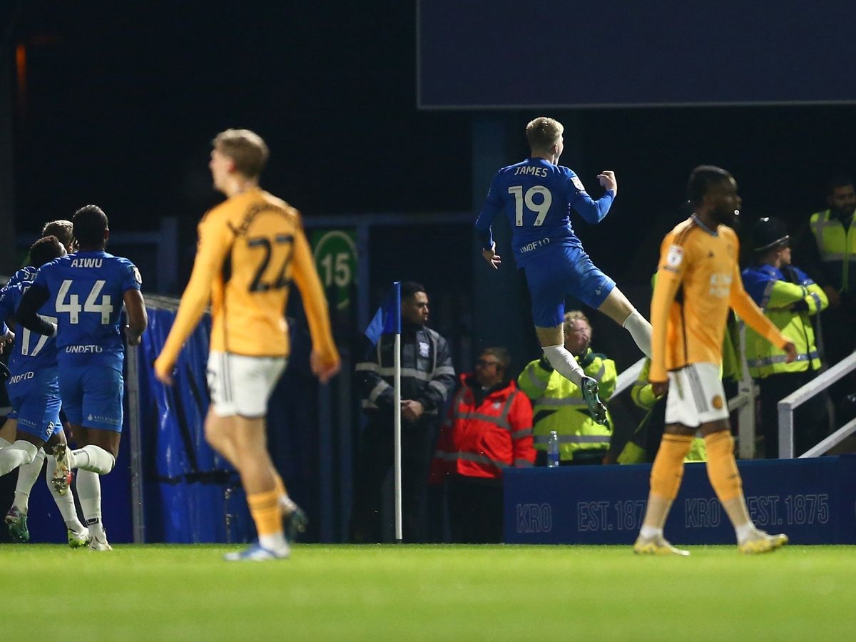 Leicester City hủy diệt cả giải đấu, Rooney đành bất lực - Bóng Đá