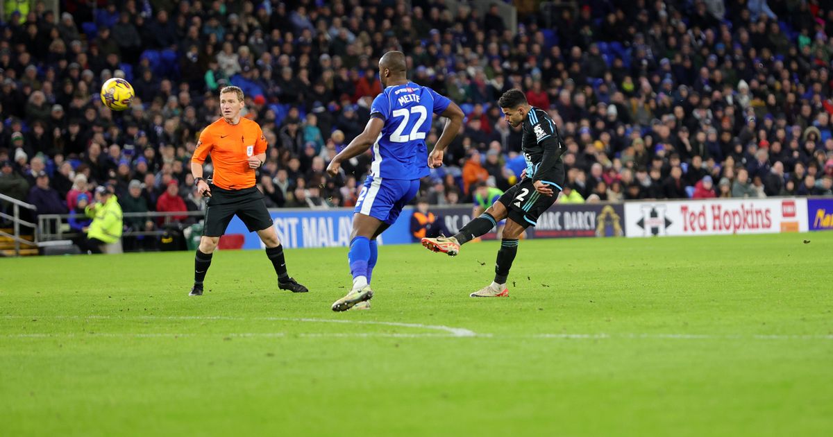 Quá đáng sợ! Leicester City cho đối thủ 'hít khói' ở Championship - Bóng Đá