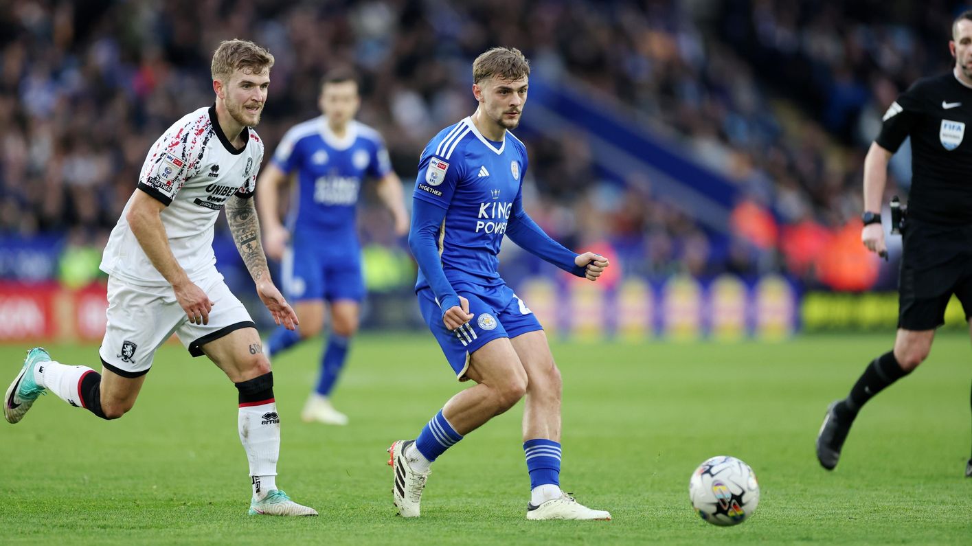 Carrick quá hay, chặn đứng đà thăng hoa của Leicester City - Bóng Đá