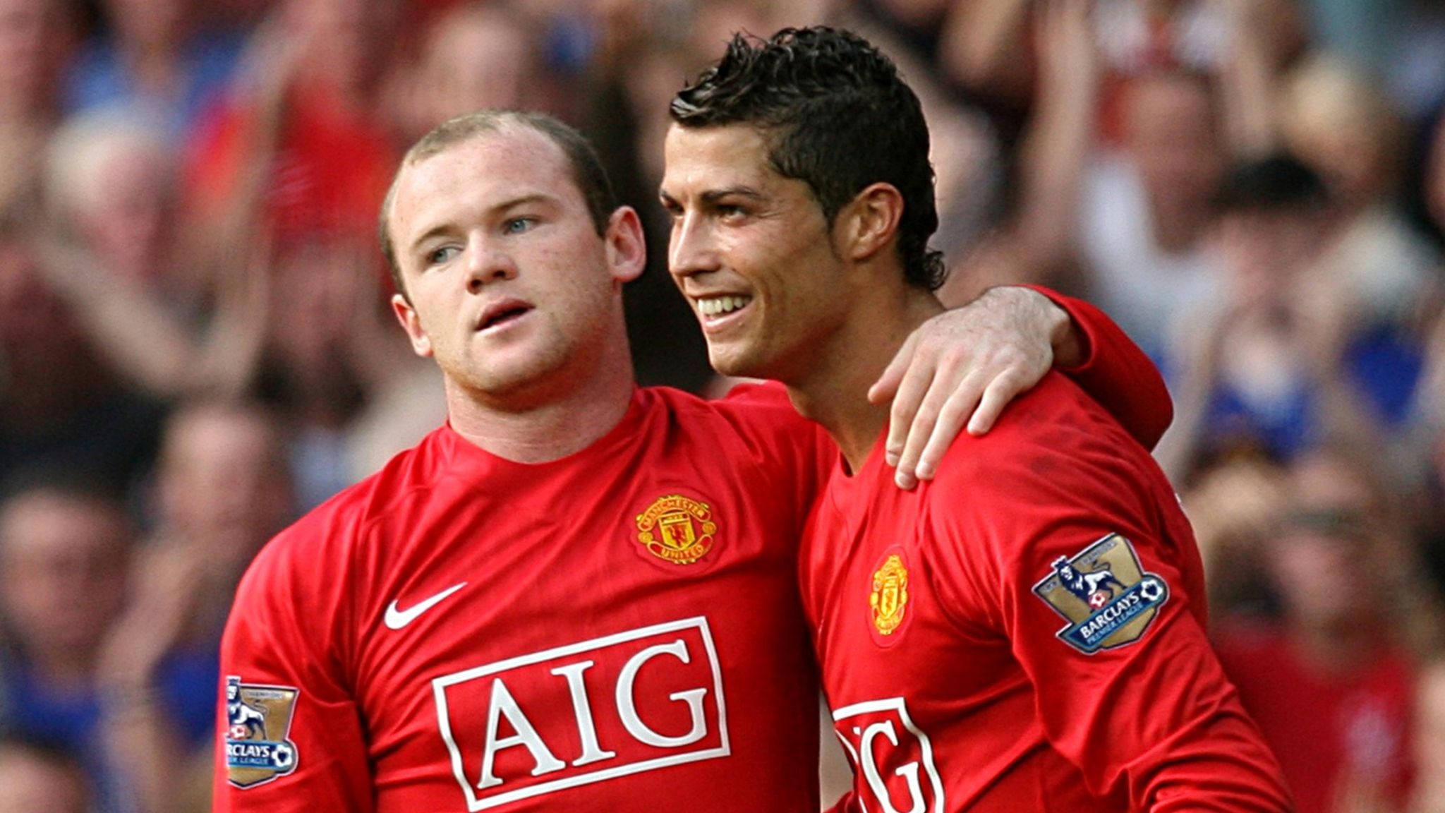 Hojlund sánh ngang Ronaldo, Rooney - Bóng Đá