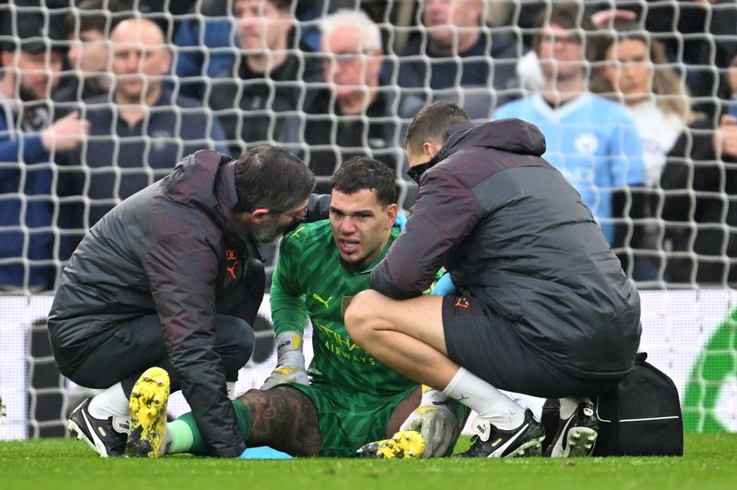 Man City confirm Ederson injury lay-off and double blow ahead of Newcastle United clash - Bóng Đá