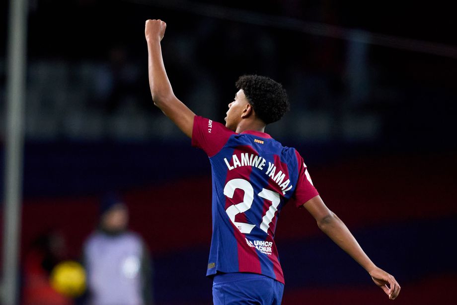 Lamine Yamal tipped to take over Ansu Fati No. 10 shirt at Barcelona - Bóng Đá