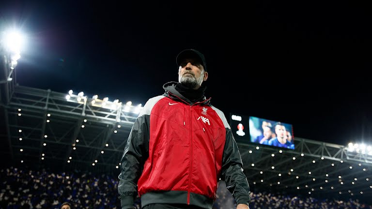 Jurgen Klopp and Virgil van Dijk were left with mixed emotions after Liverpool beat Atalanta  - Bóng Đá