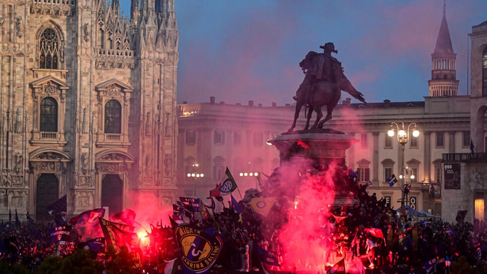 Inter Milan mở hội ăn mừng hoàng tráng - Bóng Đá