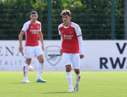 Mikel Arteta invited teenage sensation Max Dowman to train with the Arsenal first team aagainst Bournemouth. - Bóng Đá