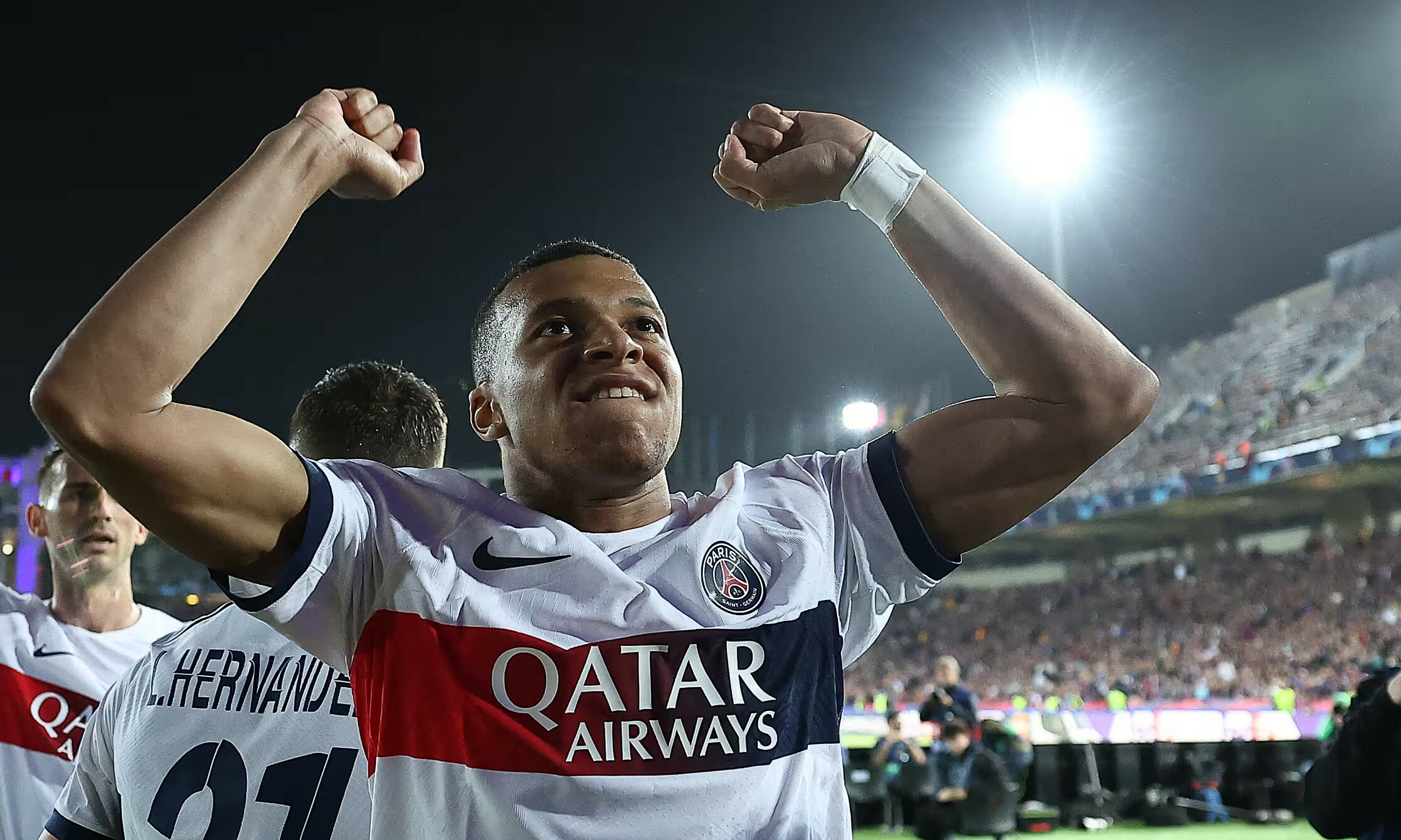 CHÍNH THỨC! Kylian Mbappe chia tay PSG - Bóng Đá