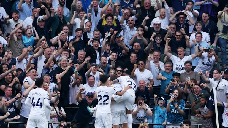 Thắng ngược kịch tính, Tottenham thắp lại hy vọng top 4 - Bóng Đá