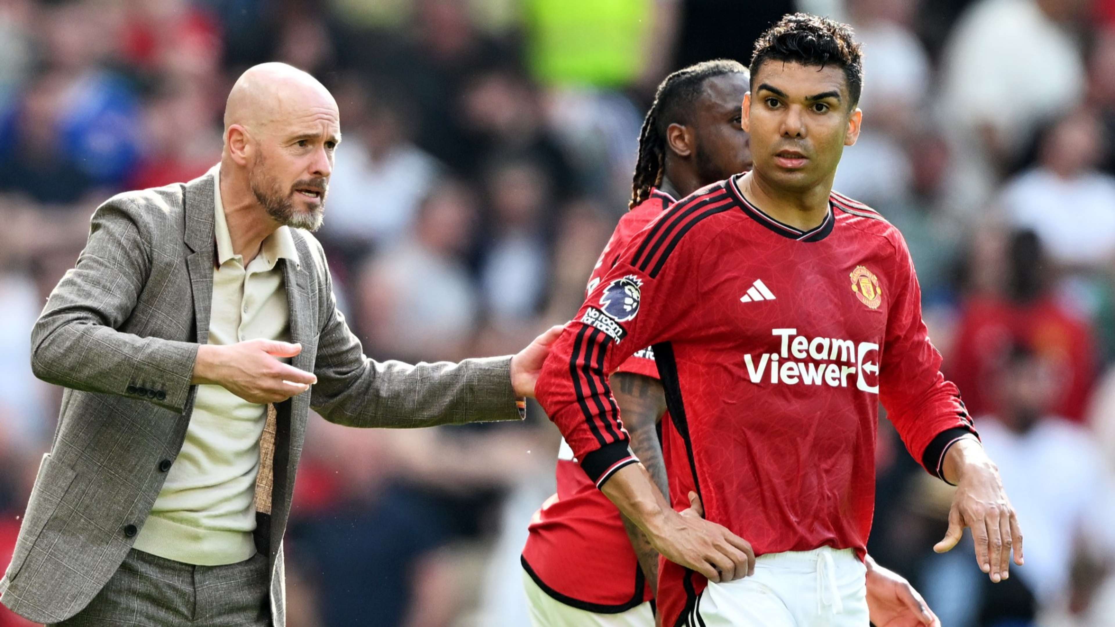 Rio Ferdinand has slammed Manchester United manager Erik ten Hag for his treatment of midfielder Casemiro  - Bóng Đá