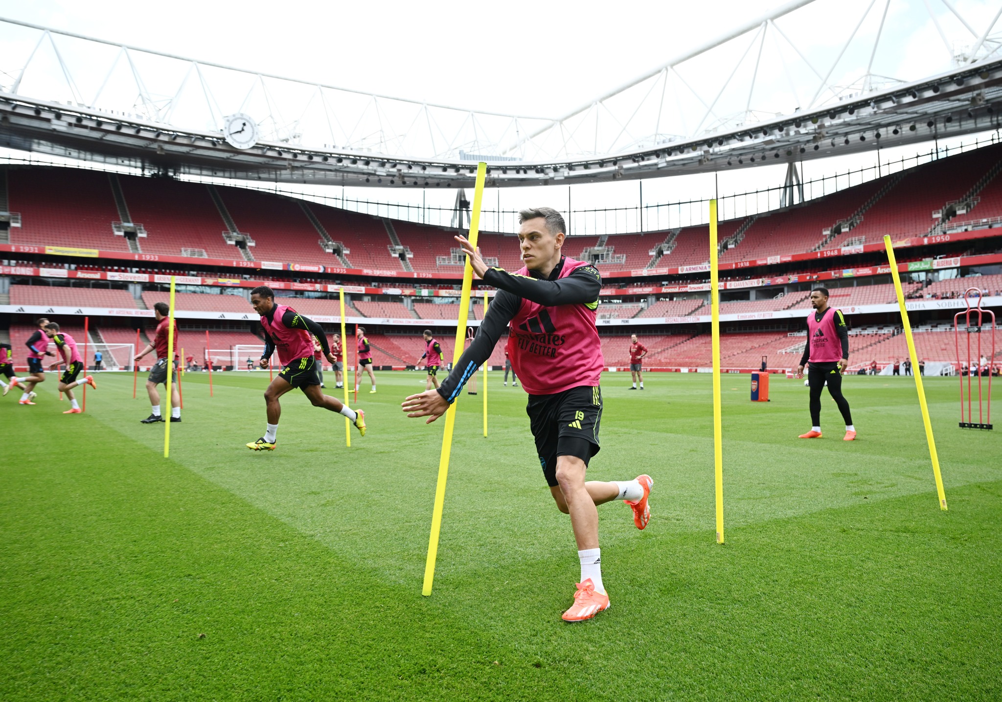 The training session was so special, Arsenal confidently lifted the trophy on Sunday - Football