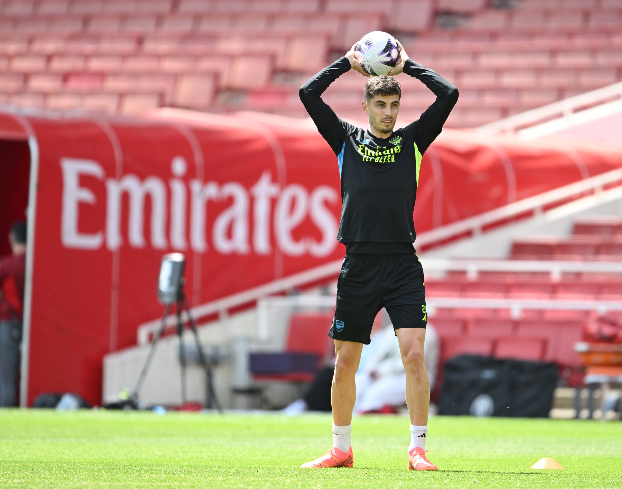 The training session was so special, Arsenal confidently lifted the trophy on Sunday - Football