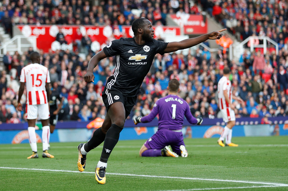 Lukaku lập kỉ lục trong ngày Quỷ đỏ nhạt nhòa - Bóng Đá