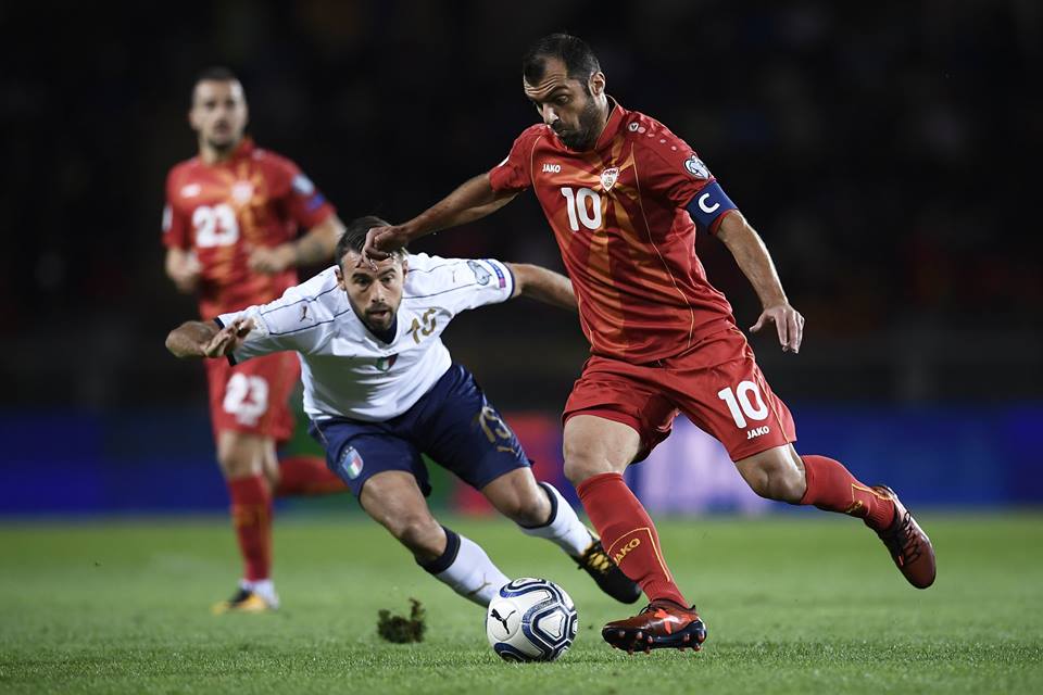 Italia 1-1 Macedonia: Gã khổng lồ nhu nhược - Bóng Đá