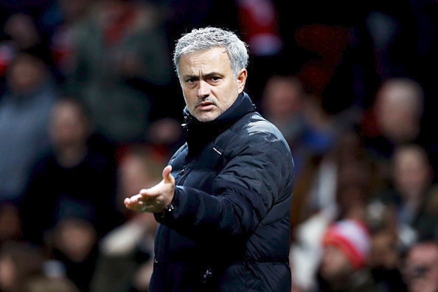 Jose Mourinho gửi lời cảnh báo đến các học trò sau trận thắng Young Boys - Bóng Đá