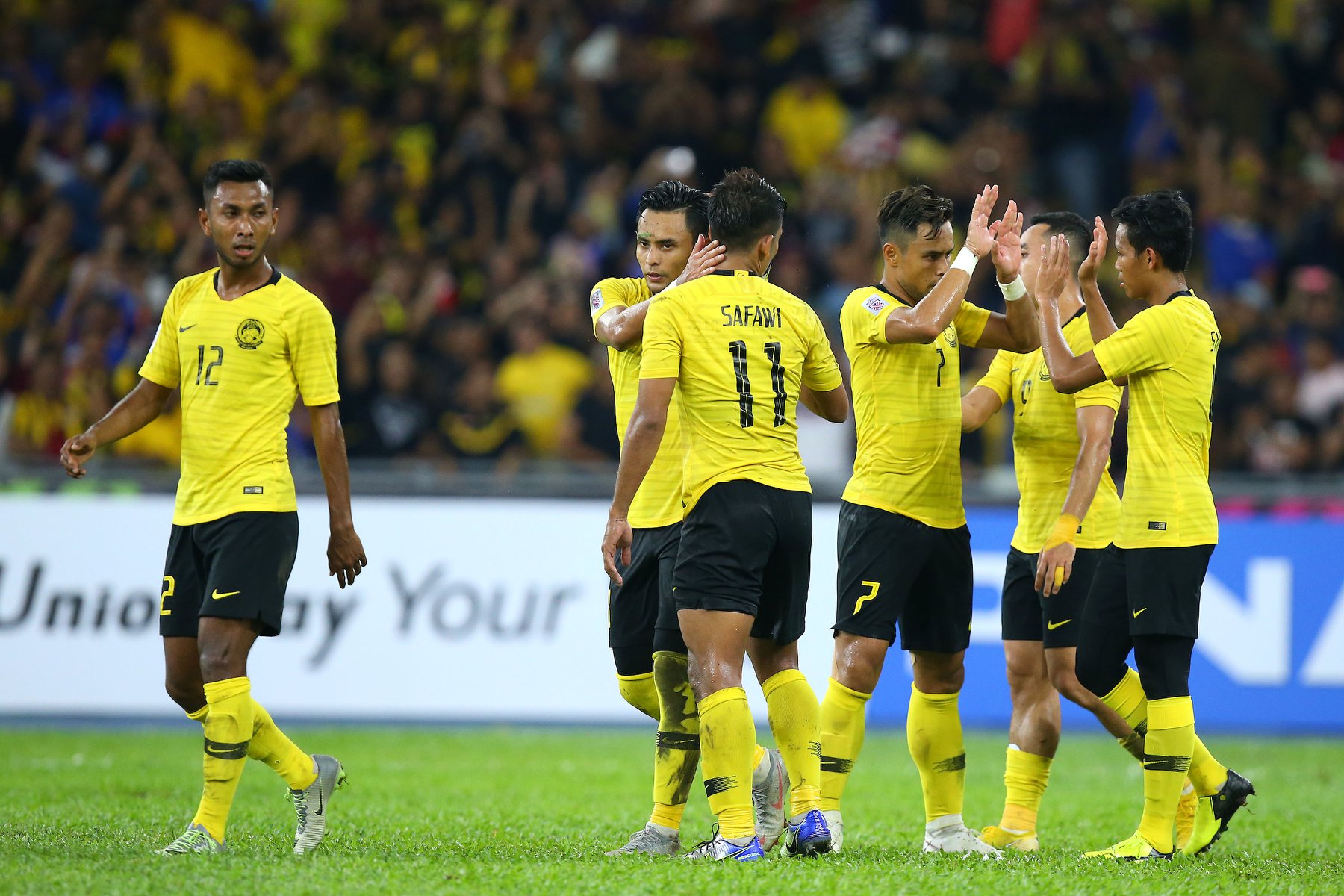 Báo Malay ví đội nhà như Barca, Chelsea chê ĐT Việt Nam chơi thực dụng - Bóng Đá