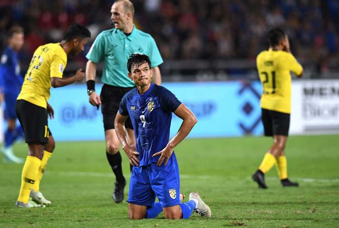 Bị đá khỏi AFF Cup, Thái Lan triệu hồi 4 sao bự lấy lại thể diện ở ASIAN Cup - Bóng Đá