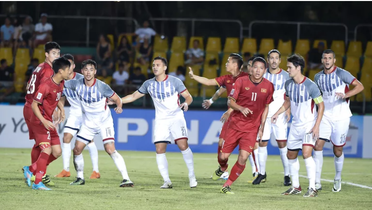 ĐT Việt Nam vào Tứ kết Asian Cup: Cả ĐNA dõi theo từng bước chân (Fox Sports) - Bóng Đá