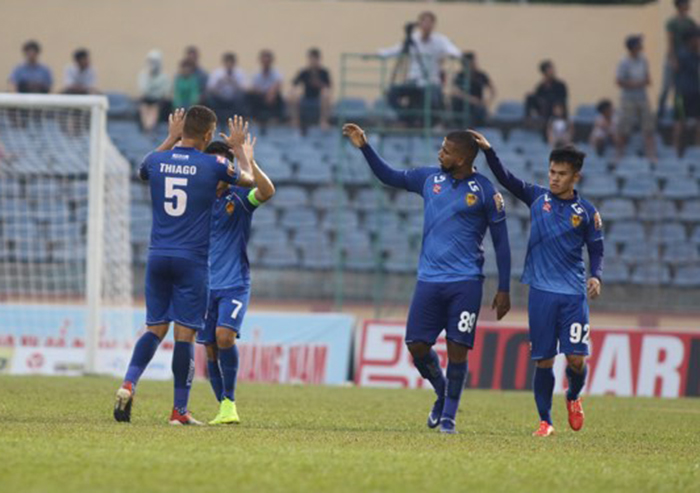 TRỰC TIẾP Quảng Nam 1-0 HAGL (Hết H1): Chủ nhà nắm lợi thế - Bóng Đá