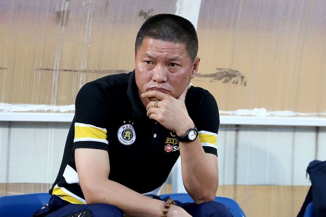 HLV Chu Đình Nghiêm lên tiếng về án phạt Hà Nội đá sân nhà không có khán giả - Bóng Đá