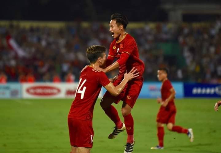 TRỰC TIẾP U23 Việt Nam 1-0 U23 Myanmar (Hiệp 1): Việt Hưng mở điểm cho đội chủ nhà - Bóng Đá
