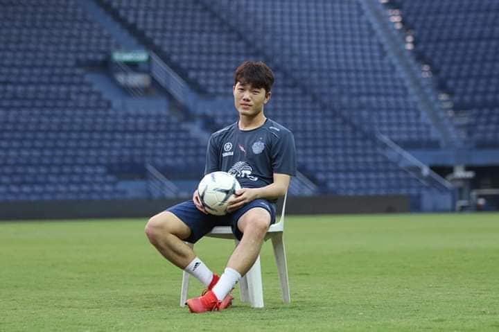 Xuân Trường dường như bị lãng quên tại Buriram United