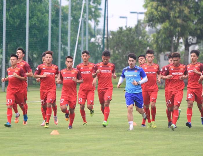 HLV Chu Đình Nghiêm đưa ra nguyên nhân sao Hà Nội vắng bóng ở U23 Việt Nam - Bóng Đá