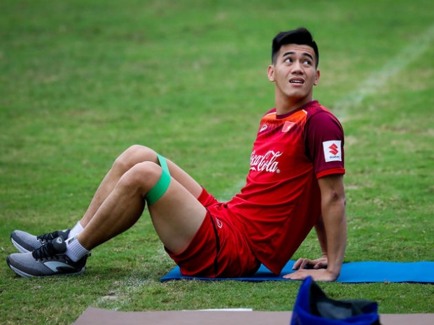 B.Bình Dương sẽ không cho Tiến Linh lên U23 Việt Nam trước SEA Games vì 1 lý do - Bóng Đá