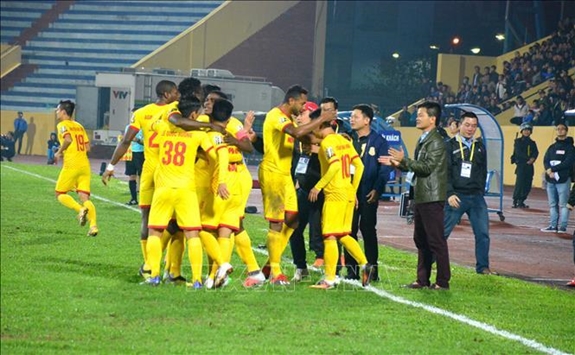 TRỰC TIẾP DNH Nam Định 2-2 HAGL (Kết thúc): Đội khách đánh rơi chiến thắng - Bóng Đá
