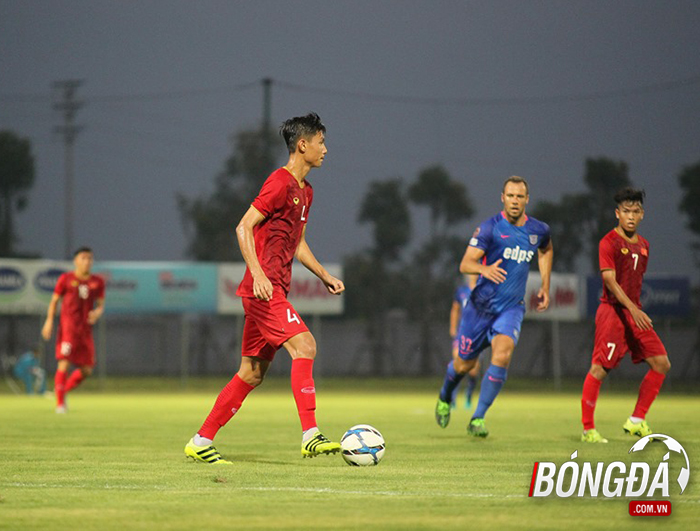 Ghi 2 bàn từ chấm phạt cố định, các sao U22 Việt Nam ghi điểm với thầy Park - Bóng Đá