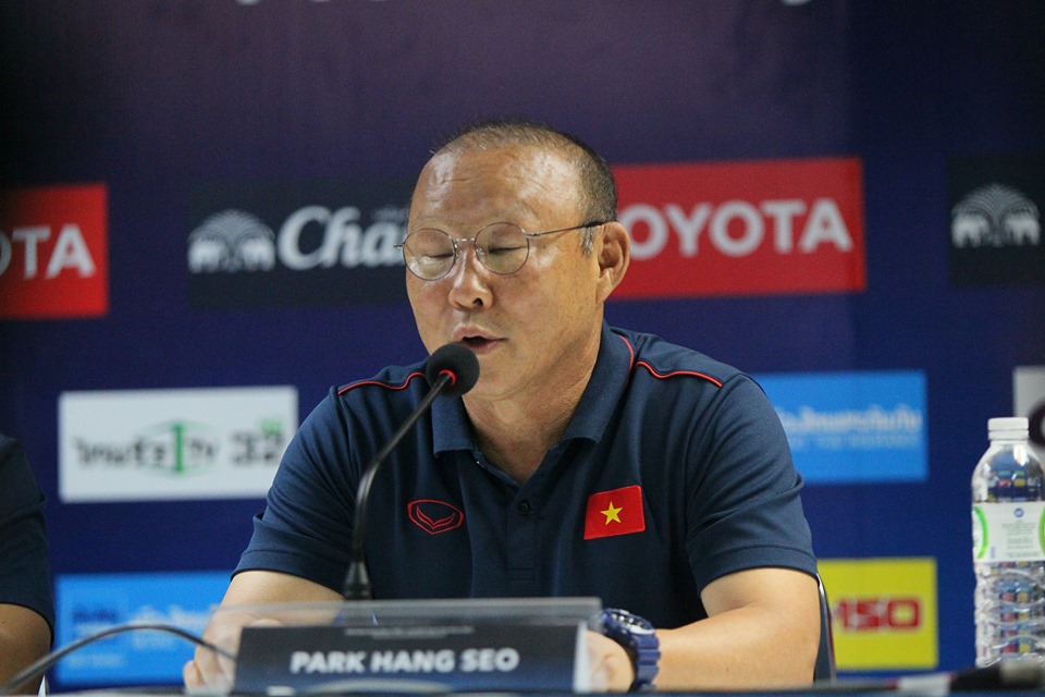 TRỰC TIẾP HLV Park Hang-seo trả lời họp báo trước trận đại chiến ĐT Thái Lan - Bóng Đá