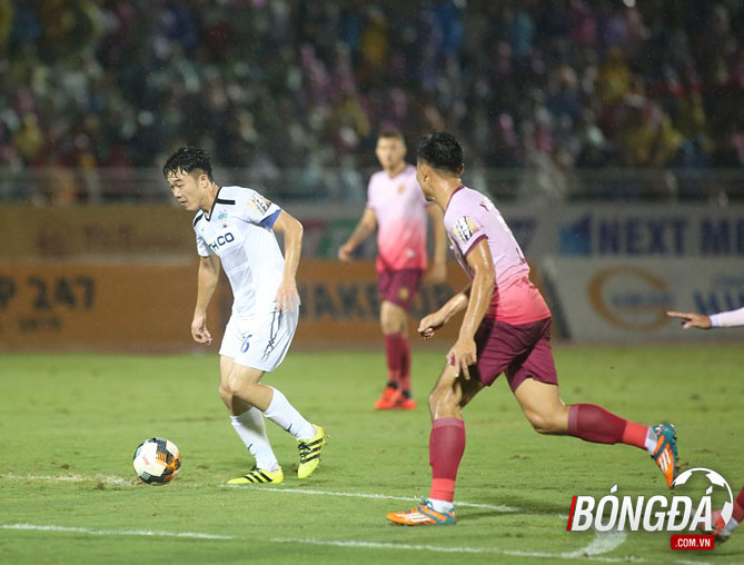 3 điểm nhấn Sài Gòn FC vs HAGL: Văn Toàn đơn độc, điểm sáng Hồng Duy - Bóng Đá