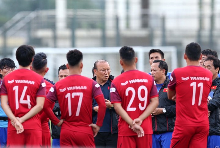 CHÍNH THỨC: HLV Park Hang-seo loại 2 cái tên, chốt danh sách 23 cầu thủ đấu Malaysia - Bóng Đá