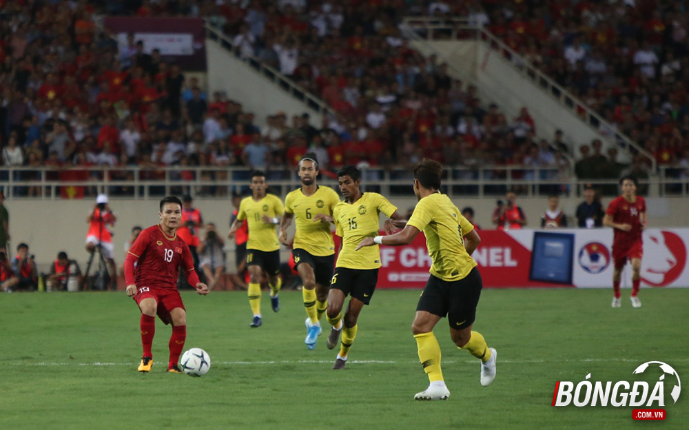 TRỰC TIẾP Việt Nam 0-0 Malaysia (Hiệp 1): Đội khách pressing tầm cao - Bóng Đá