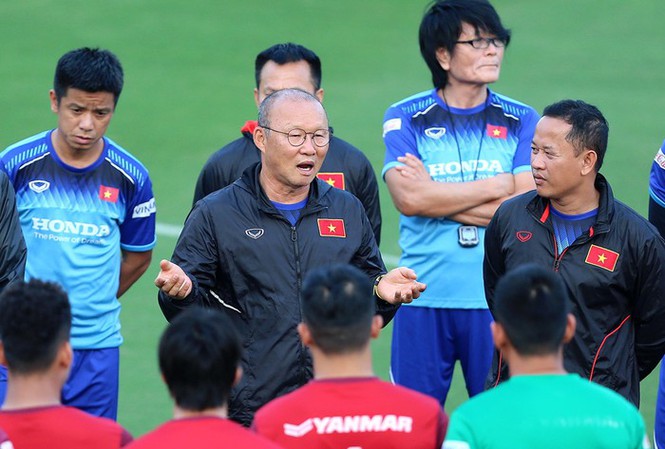 CHÍNH THỨC: HLV Park Hang-seo gia hạn 3 năm, quyết đưa ĐT Việt Nam vào top châu Á - Bóng Đá