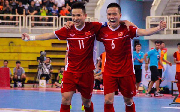 Hé lộ 2 cầu thủ tuyển Việt Nam chuẩn bị sang Tây Ban Nha thi đấu - Bóng Đá