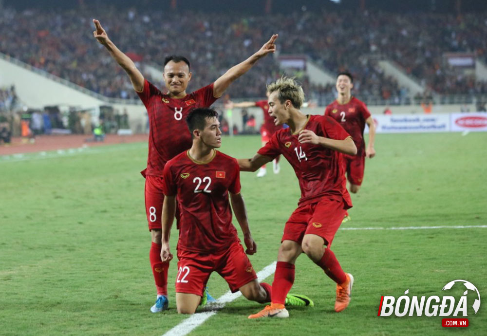 Trang chủ AFC dùng 3 từ để miêu tả bàn thắng của Tiến Linh vào lưới UAE - Bóng Đá