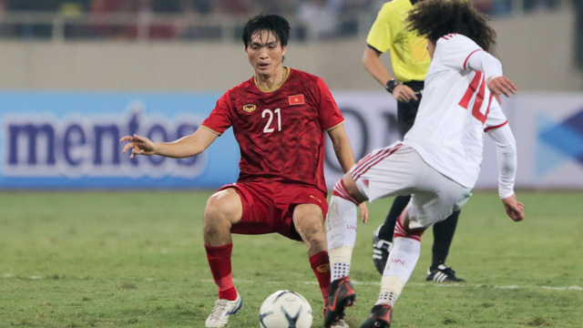 Bầu Đức nói lời ruột gan về Tuấn Anh sau trận đấu với UAE - Bóng Đá