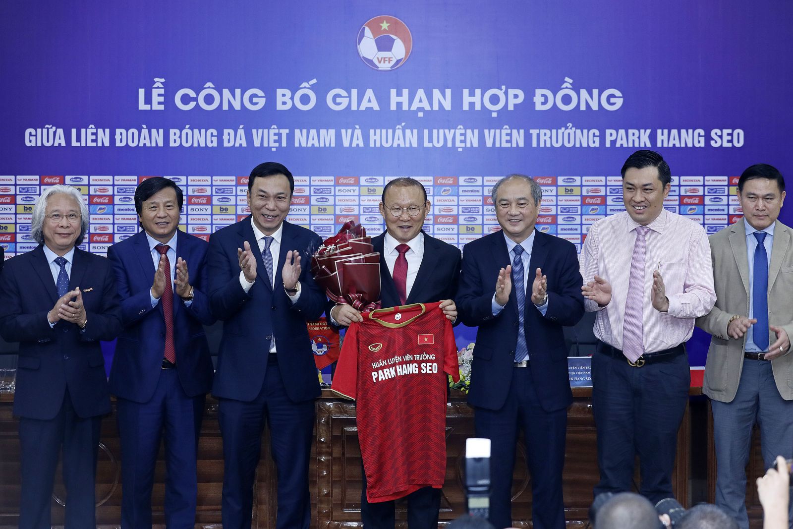 Vỡ oà với 10 sự kiện nổi bật của bóng đá Việt Nam trong năm 2019 - Bóng Đá