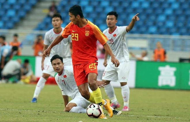 Báo Hàn Quốc: Bóng đá Trung Quốc phải run sợ trước sự tiến bộ của Việt Nam - Bóng Đá