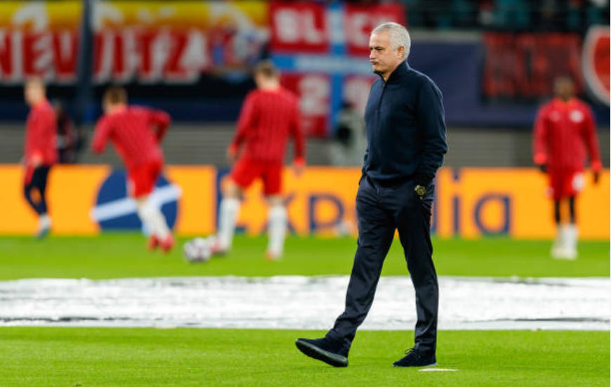 Jose Mourinho và 50 sắc thái ở trận thua Leipzig: Thần thờ và bất lực - Bóng Đá