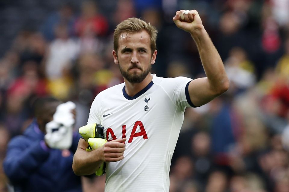 Harry Kane says his love for Spurs alone won't stop him joining the likes of Real Madrid - Bóng Đá