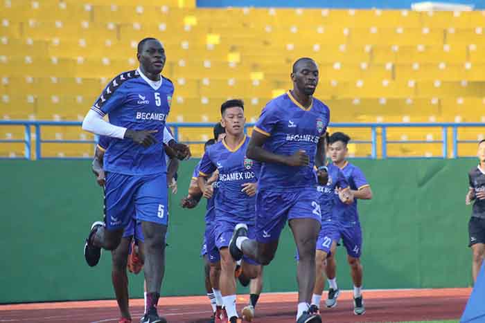 Các CLB V-League tích cực 