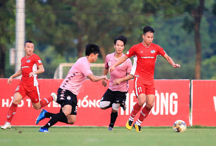 Đoàn Văn Hậu có trận đấu đầu tiên cho CLB Hà Nội sau khi rời Hà Lan - Bóng Đá