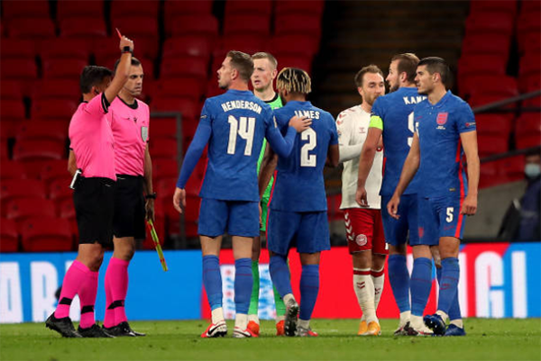 Why Chelsea defender Reece James was sent off after final whistle as Denmark beat England - Bóng Đá
